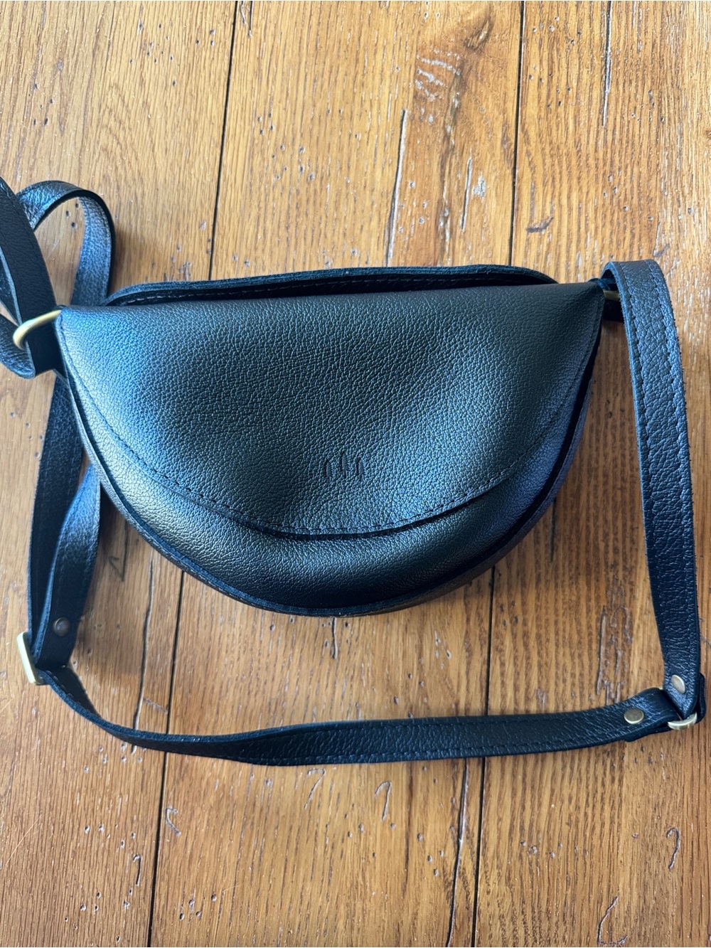 Koala Sling Bag - Black - Picture 3 of 7
